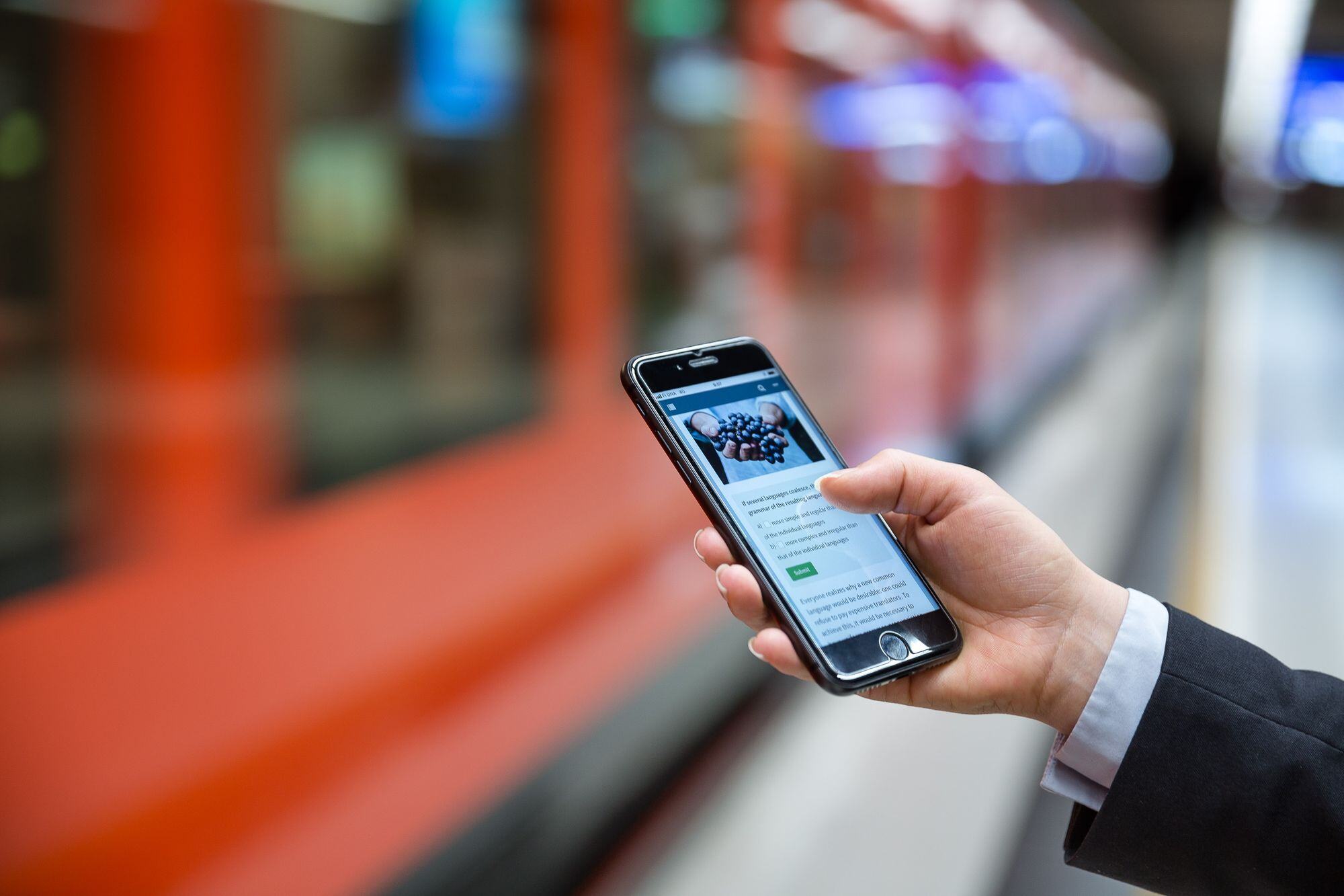 Helppokäyttöinen ja mobiiliystävällinen oppimisalusta kulkee mukana